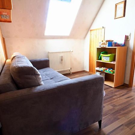 Ferienhaus Neumann - Ein Ganzes Haus Fuer Ihren Urlaub! Hessenburg Ngoại thất bức ảnh