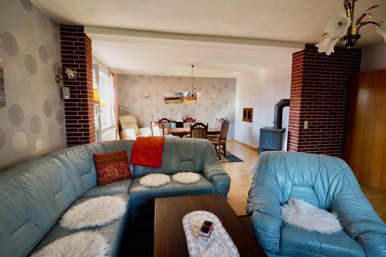 Ferienhaus Neumann - Ein Ganzes Haus Fuer Ihren Urlaub! Hessenburg Ngoại thất bức ảnh