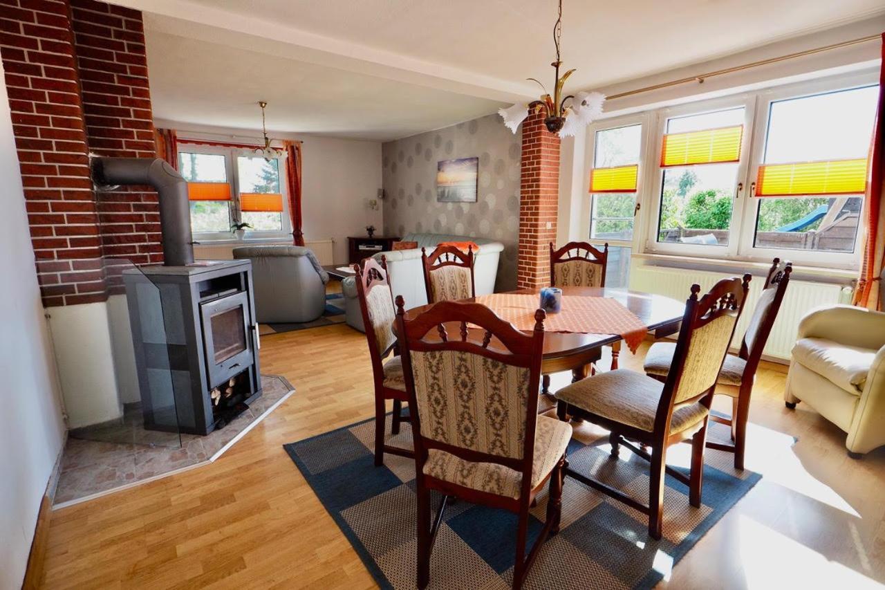 Ferienhaus Neumann - Ein Ganzes Haus Fuer Ihren Urlaub! Hessenburg Ngoại thất bức ảnh
